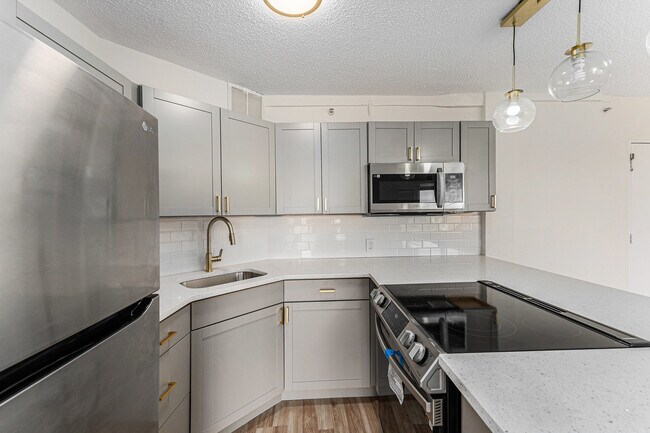 Foto del edificio - 3315 58th Ave S