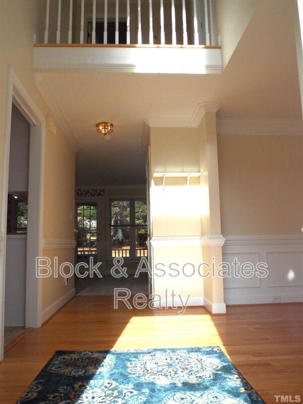 Photo - 1905 Castleburg Dr House