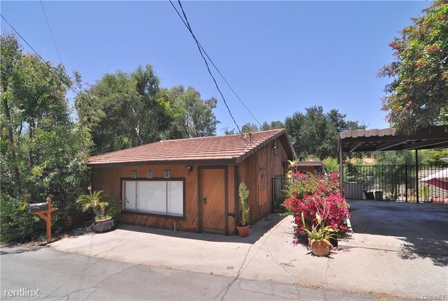Building Photo - 2 br, 2 bath House - 3924 Black Bird Way