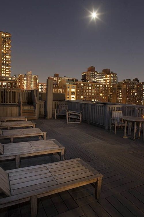 Foto principal - 323 W 96th St