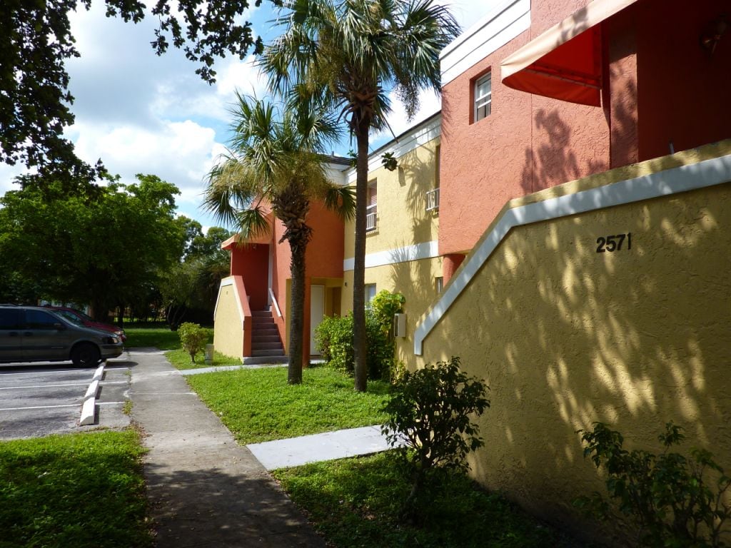 Building Photo - 2561 NW 56th Ave