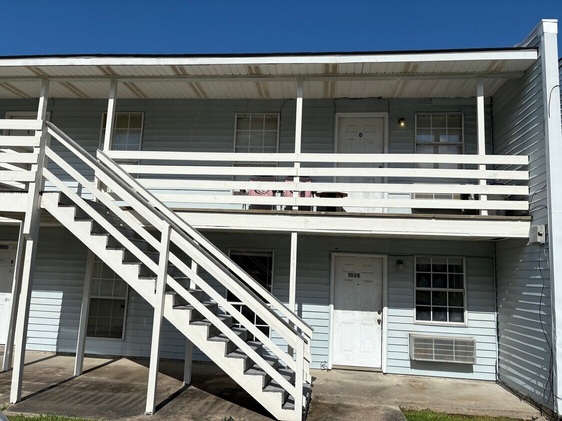 Exterior - 103 Brutus Dr