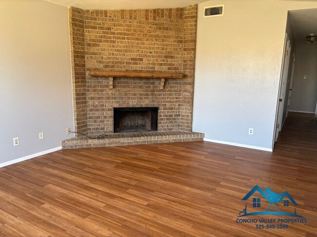 Foto del edificio - 3306 Cameron St