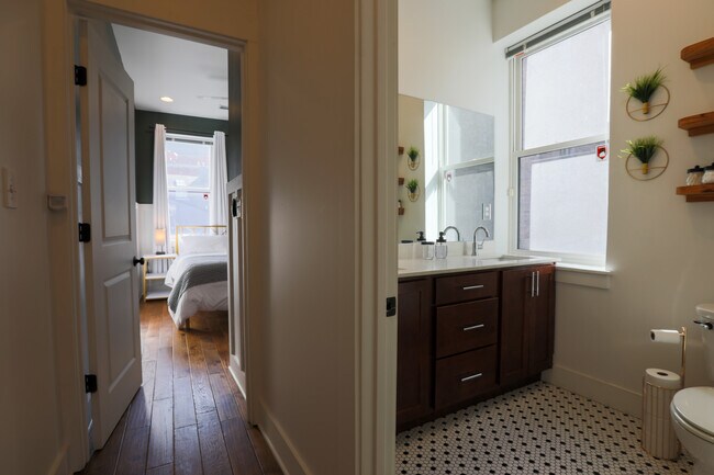 Foto del edificio - 227 Magnolia St