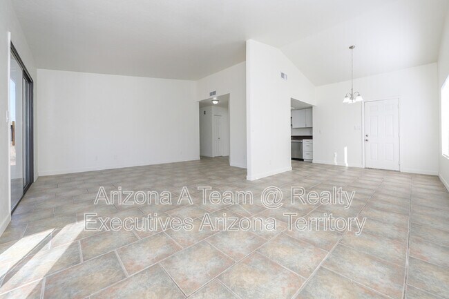 Foto del edificio - 10140 E Karen Pl