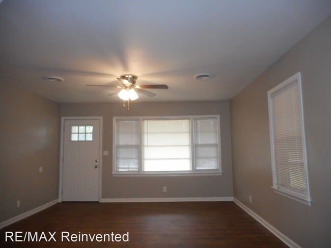 Foto del edificio - 3 br, 1.5 bath House - 2902 Harrington Place