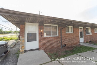 Building Photo - 1026 Woodland Ave