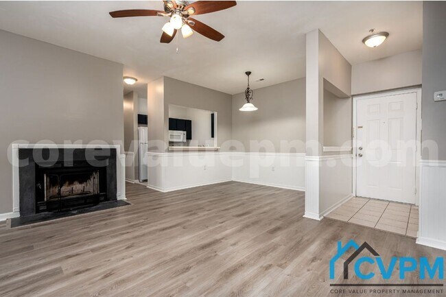 Foto del edificio - 600 Rolling Hill Unit 102