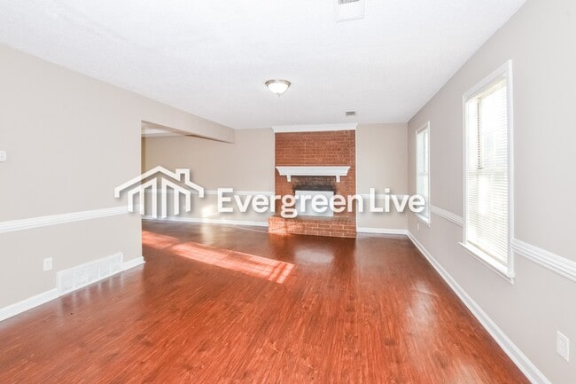 Building Photo - 4930 Blue Wing St