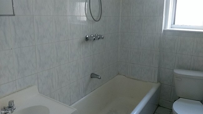 Foto del edificio - 373 96th St