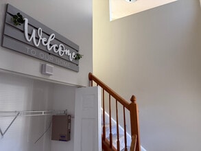 Building Photo - 2947 Rutland Cir