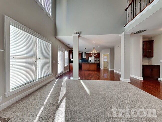 Foto del edificio - 1533 Country Wood Dr