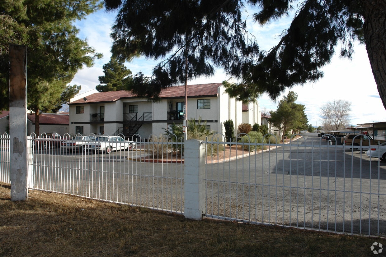 Cheyenne Park Villas Apartments in North Las Vegas, NV