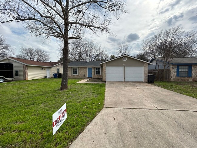 Foto del edificio - ** Application Received** AVAILABLE NOW! R...