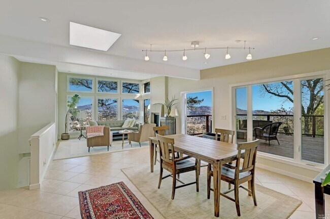 Foto del edificio - 371 Oak Ave