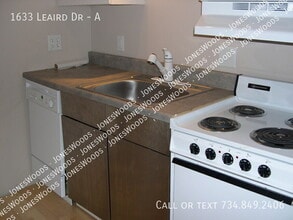 Building Photo - 1633 Leaird Dr