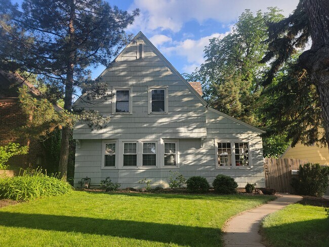 Building Photo - 5661 Marcy St