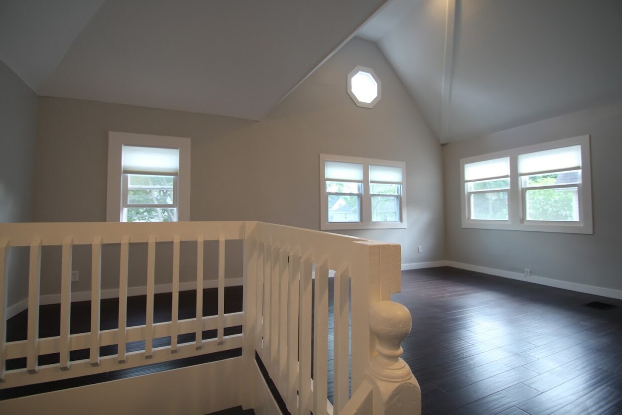 Living room - 32 Hickory St