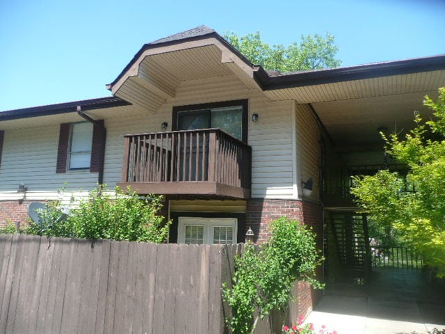 Balcony Overlooks Beautiful Garden - 500 Paragon Mills Rd
