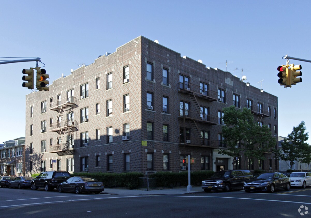 Primary Photo - 6901 21st Ave