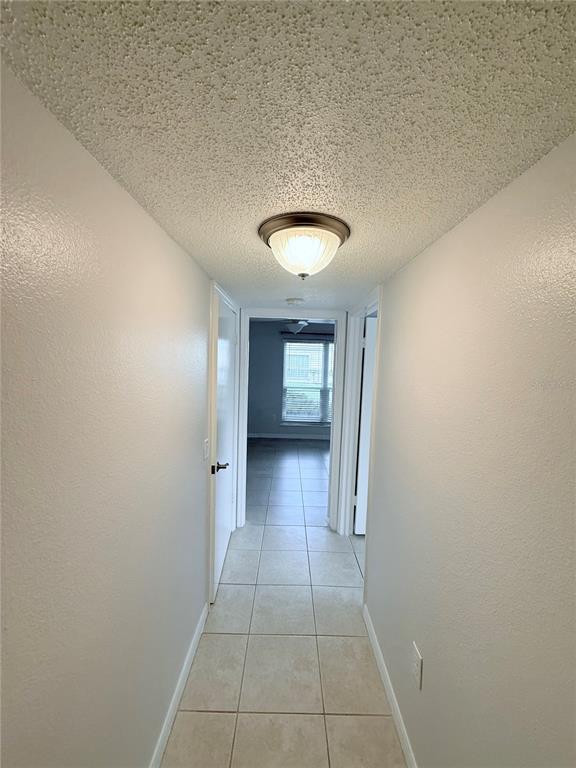 Foto del edificio - 9481 Highland Oak Dr