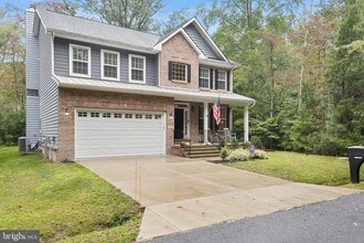 Building Photo - 937 Marzoff Rd