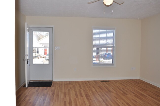 Foto del edificio - winchester duplex #2