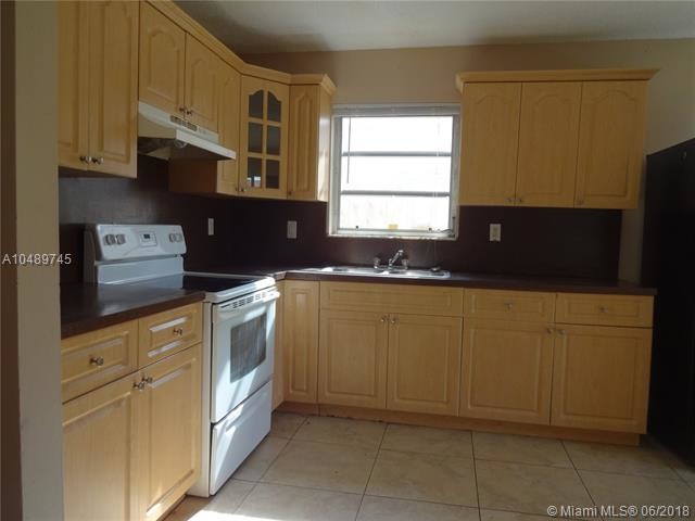 Building Photo - 9323 SW 168th St