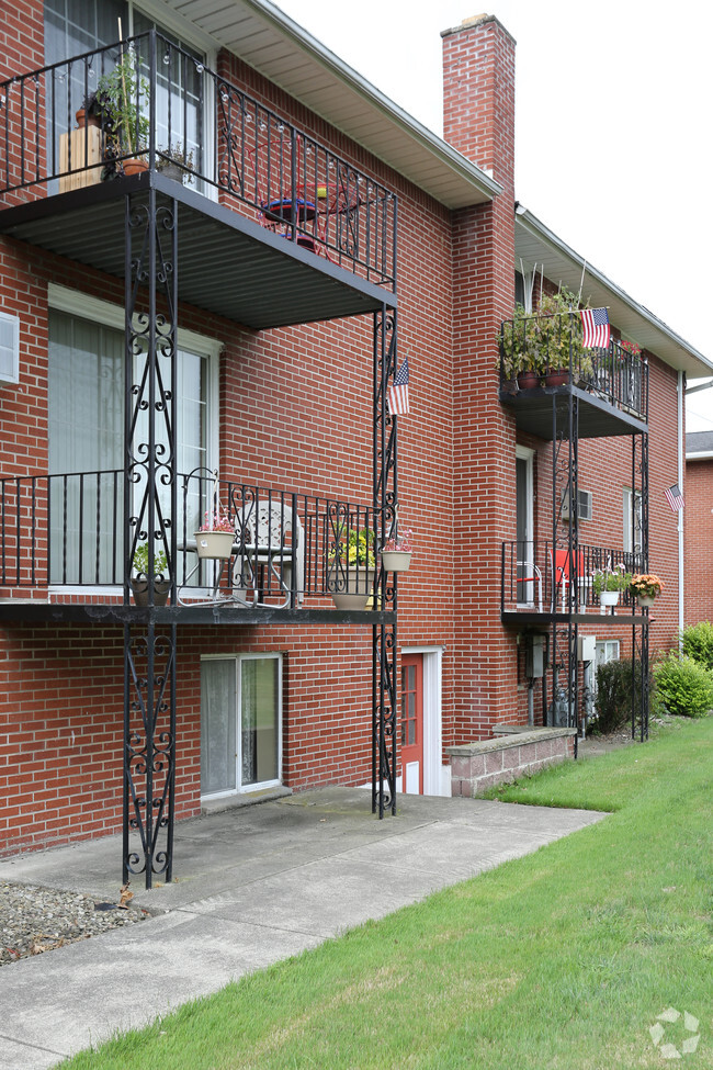 Foto del edificio - Royal York Garden Apartments