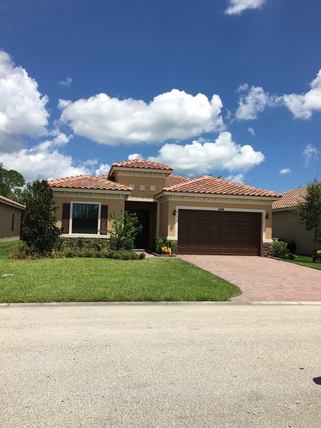 4144 56th Ln, Vero Beach, FL 32967 House Rental in Vero Beach, FL