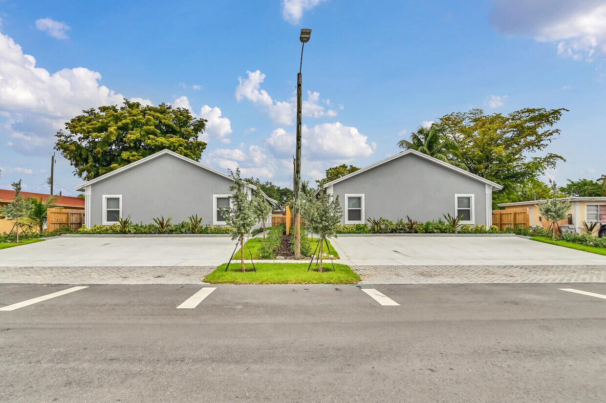 Foto principal - 2321 NW 4th St