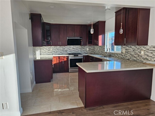 Foto del edificio - 5828 N Vista St