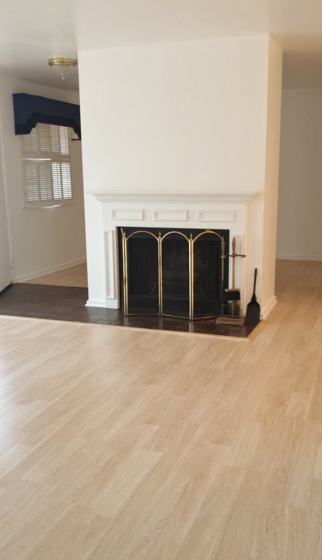Foto del edificio - 7240 Park Heights Ave