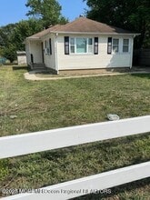 Building Photo - 632 Palmer Ave