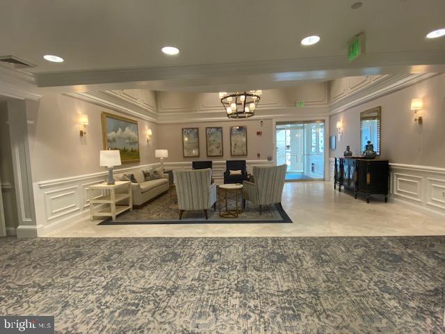Foto del edificio - 12251 Roundwood Rd