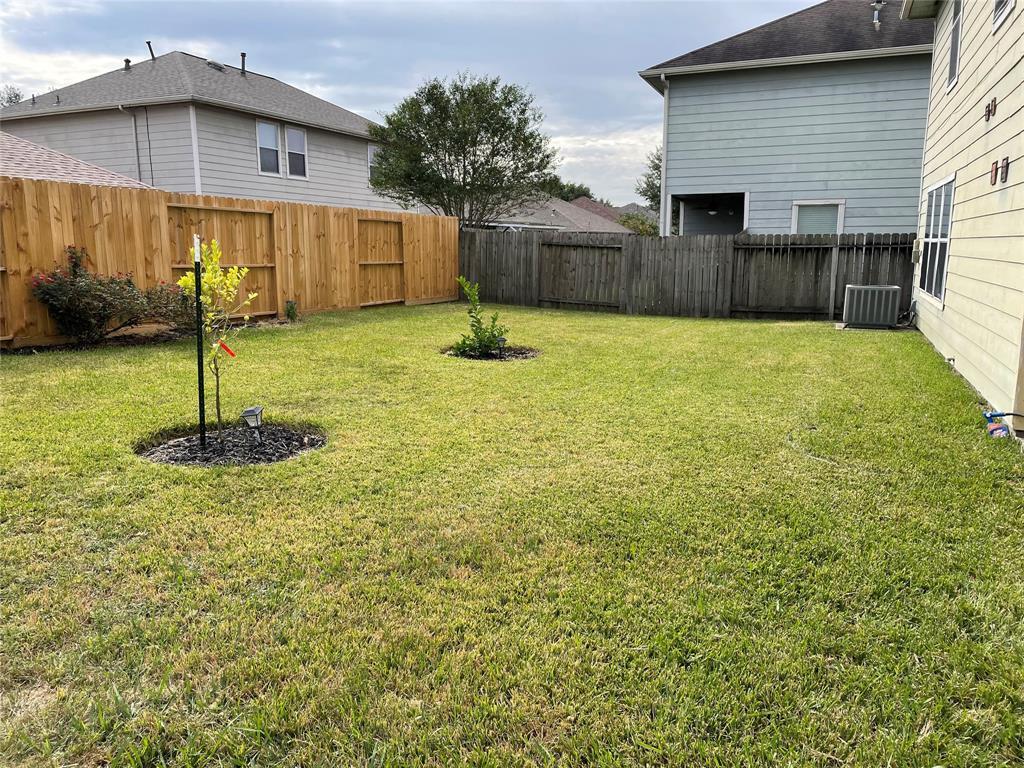 Foto del edificio - 9418 Fillmont Ln