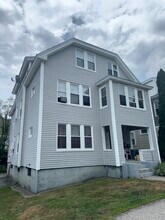 Building Photo - 136 Ingleside Ave