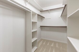 Building Photo - 1506 Haven Lock Dr