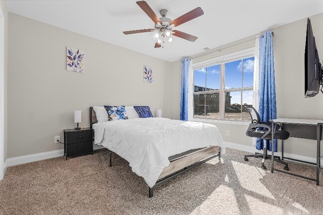 Foto del edificio - 1000 Henry Pl Blvd