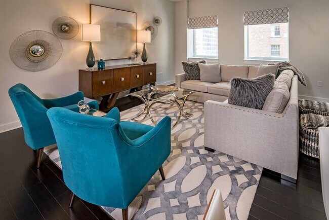 Foto del edificio - The Night YOU Came Home...To Your New 1BR Apt