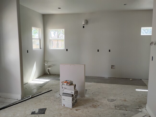 Foto del edificio - 1006 Wooded Holw Ct