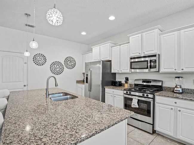 Building Photo - 4811 Terrasonesta Dr