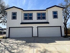 Building Photo - 9193 Dietz Elkhorn Rd