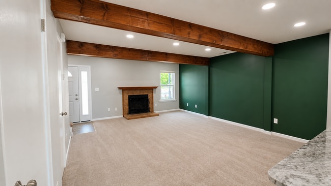 Building Photo - 3107 Glastonbury Dr