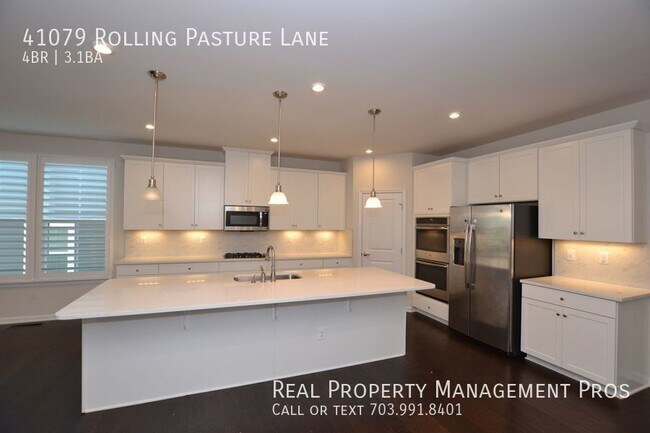 Photo - 41079 Rolling Pasture Ln House