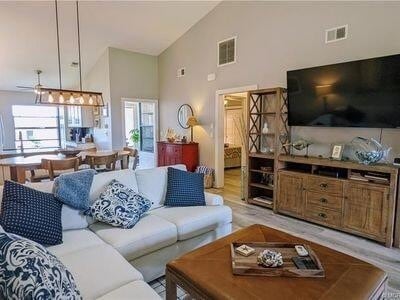 Photo - 7716 SE Sugar Sand Cir House