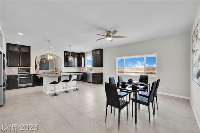 Foto del edificio - 9770 Hawk Crest St