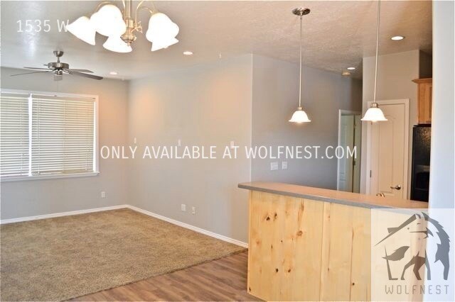 Building Photo - No Deposit Option! Beautiful 2 Bedroom Ple...