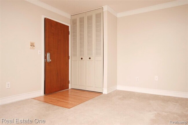 Foto del edificio - 480 Baldwin Ave