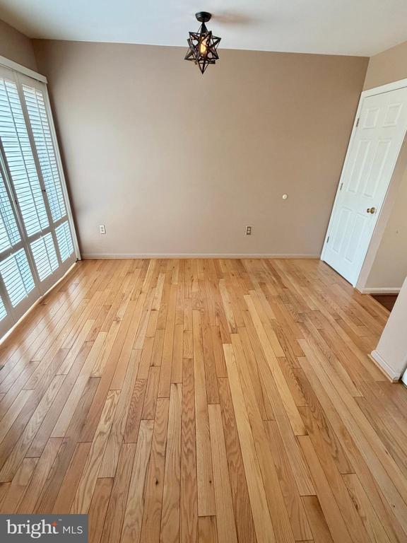 Building Photo - 5053 Colburn Terrace